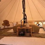 Luxe tent Cozy Garden Glamping *