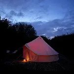 Cozy Garden Glamping *
