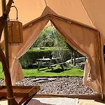 Lyxtält Cozy Garden Glamping *